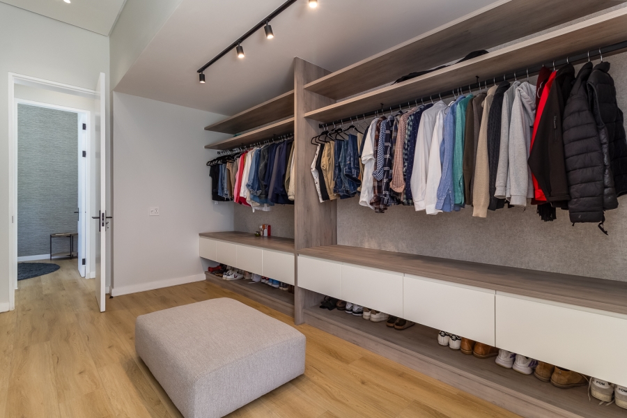 4 Bedroom Property for Sale in Pearl Valley at Val de Vie Western Cape